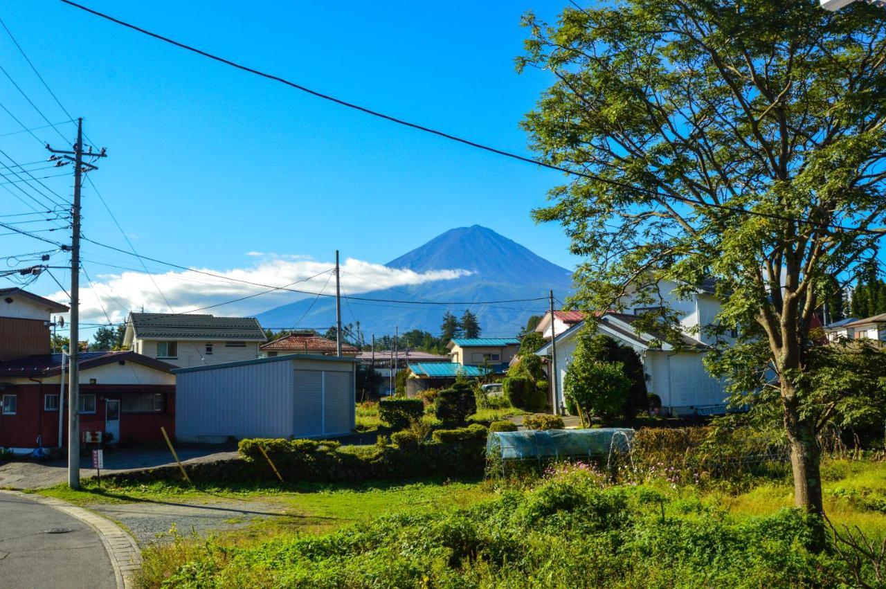 Вилла Tocoro. Mt. Fuji Hazuki Фудзикавагутико Экстерьер фото